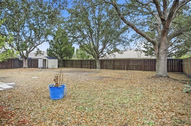 Building Photo - 38 Bud Field Dr