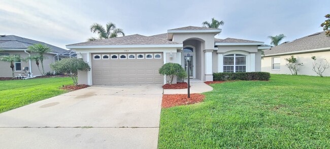 Building Photo - 1062 Crystal Creek Dr