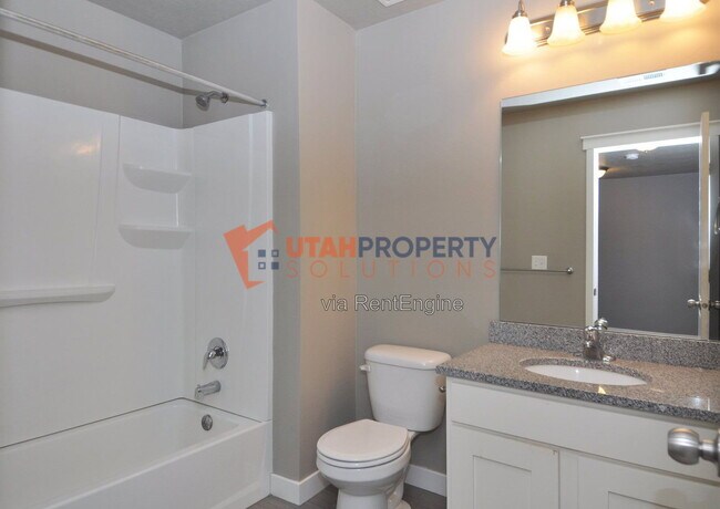 Building Photo - 7614 San Savino Way