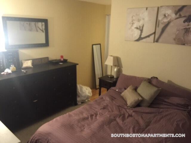 Building Photo - 385 Dorchester St