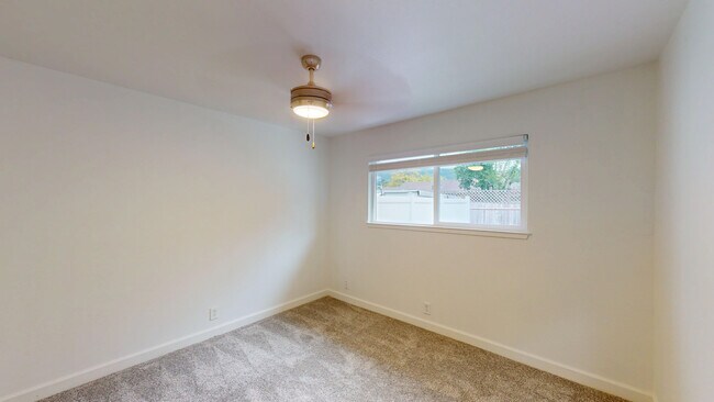 Building Photo - 15431 Marty Dr