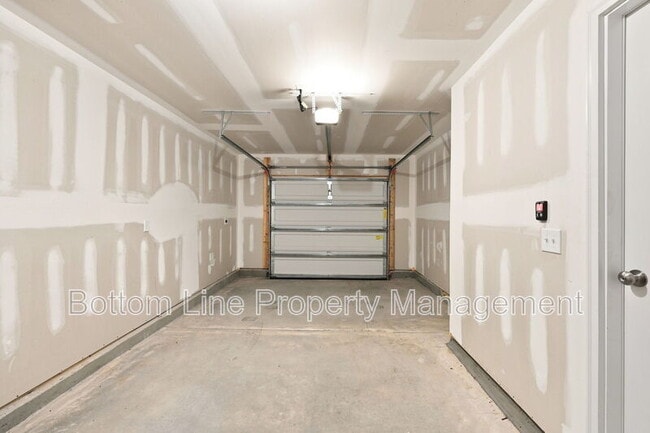 Building Photo - 1204 Lily Loch Wy