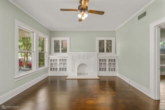 Building Photo - 2 bedroom duplex - downstairs