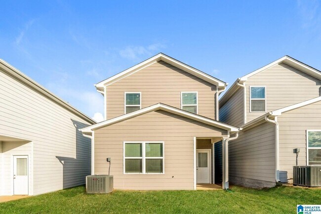 Building Photo - 6147 Rainbow Row