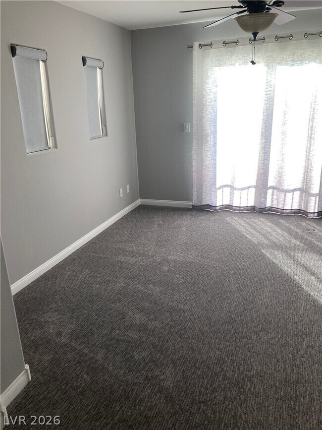 Building Photo - 7020 N Albatross Attic St