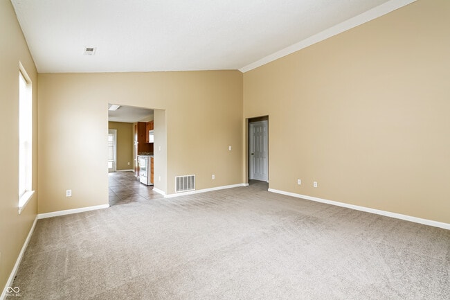 Building Photo - 5620 Sweet River Dr