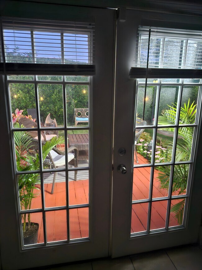 Building Photo - 88 Bedford Rd