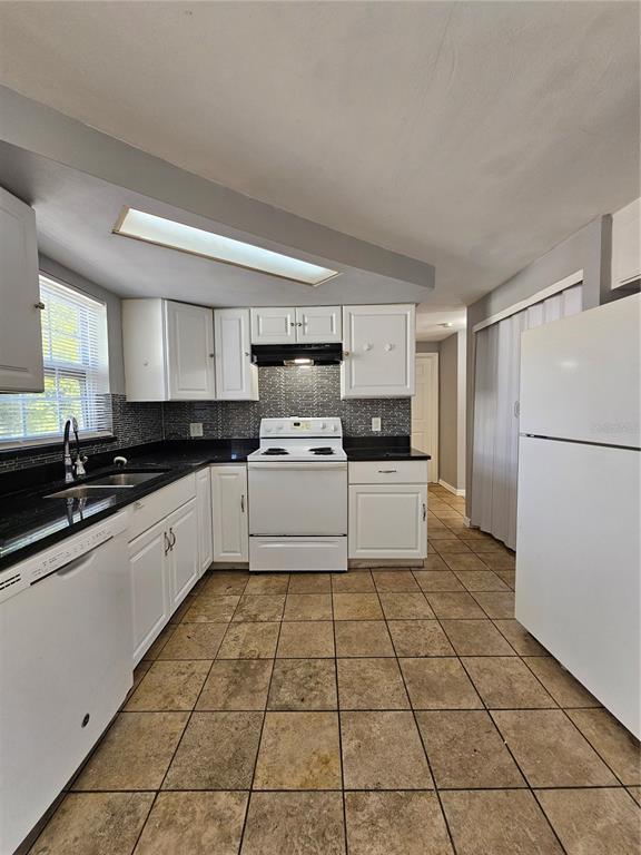 Building Photo - 3029 Kilburn Rd