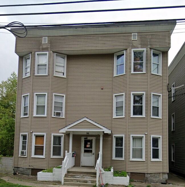 Building Photo - 14 1/2 Lester St