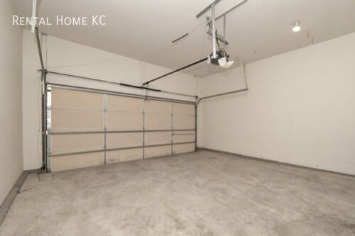 Building Photo - 23520 W 73rd Terrace