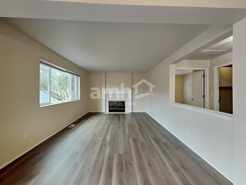 Building Photo - 23703 SE 248th St