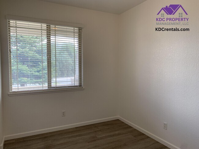 Building Photo - 1024 Westcreek Ln