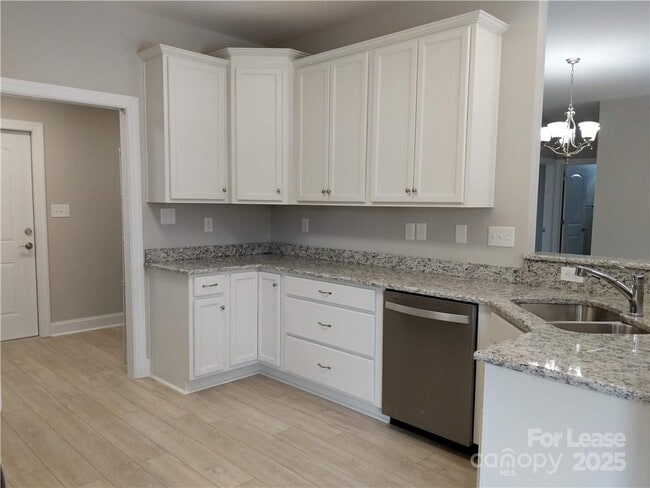 Building Photo - 835 Wisteria Wy