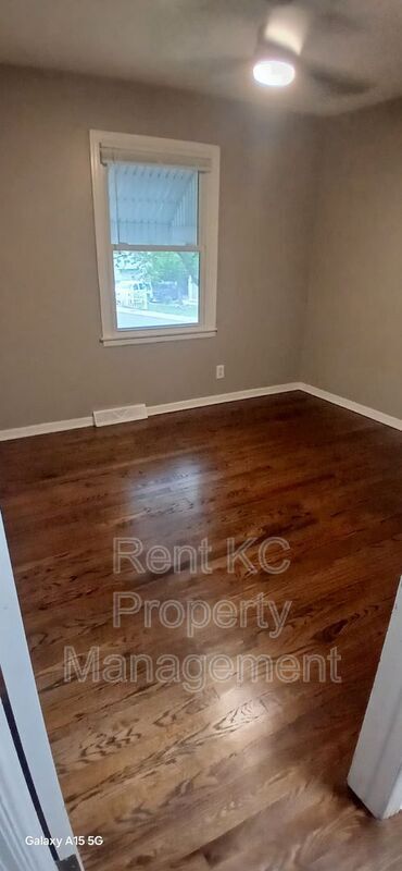 Building Photo - 7201 Hardy Ave