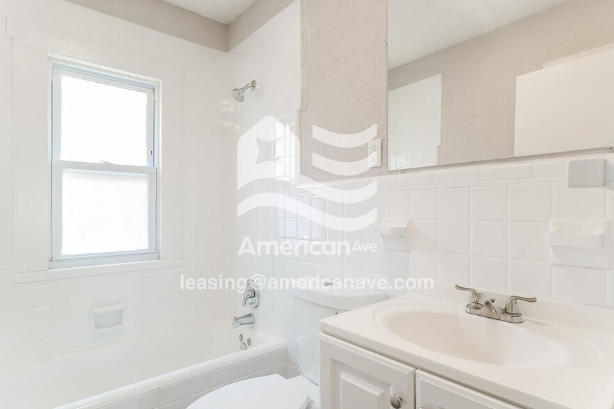 Building Photo - 8026 Cler Ave