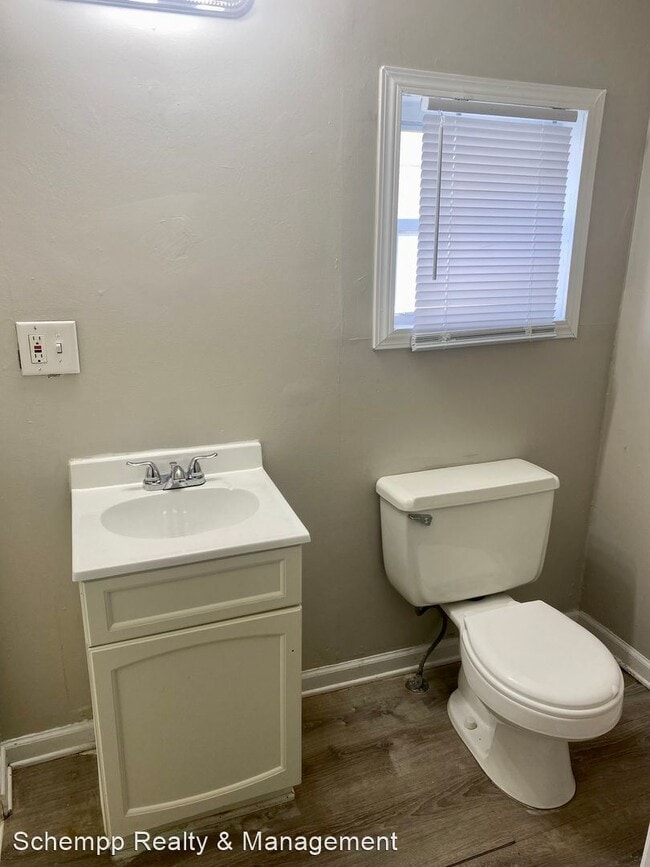 Building Photo - 3 br, 2.5 bath House - 835 Denmark St
