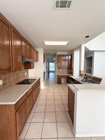Building Photo - 6800 Crenshaw Ln