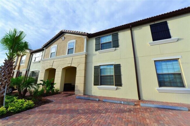 Building Photo - Resort Style Living - Windsor @ Westside
