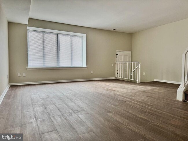 Building Photo - 3179 Burnley Pl