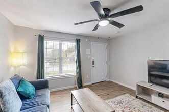 Building Photo - 1532 Whitaker Ave