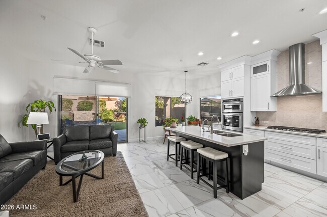 Building Photo - 7716 E Phantom Way