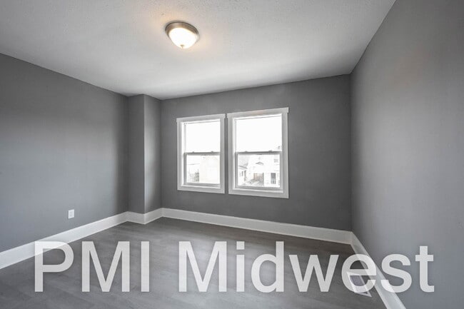 Building Photo - 24 N Euclid Ave