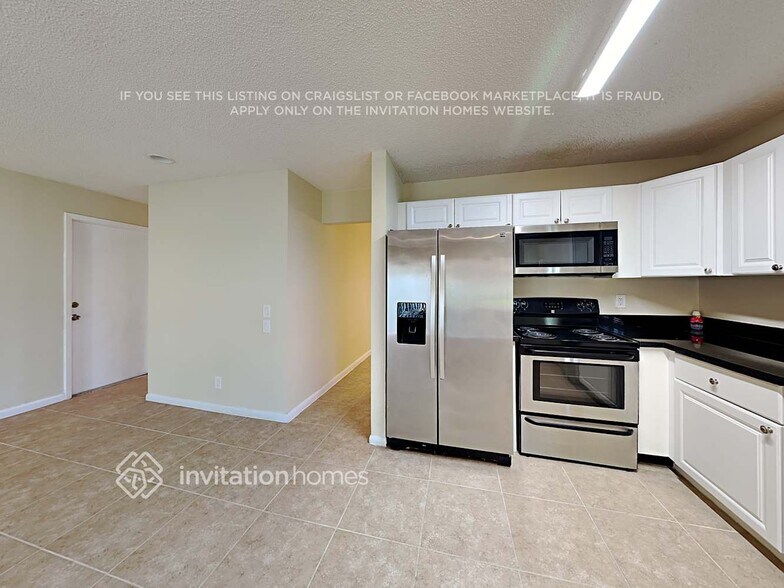 Building Photo - 2240 Tallahassee