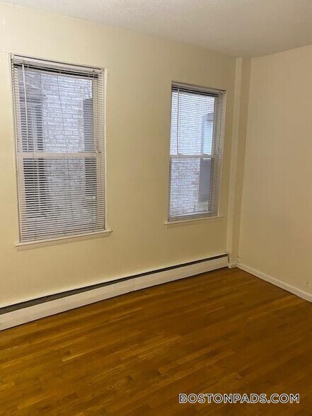 Building Photo - 51 S Huntington Ave