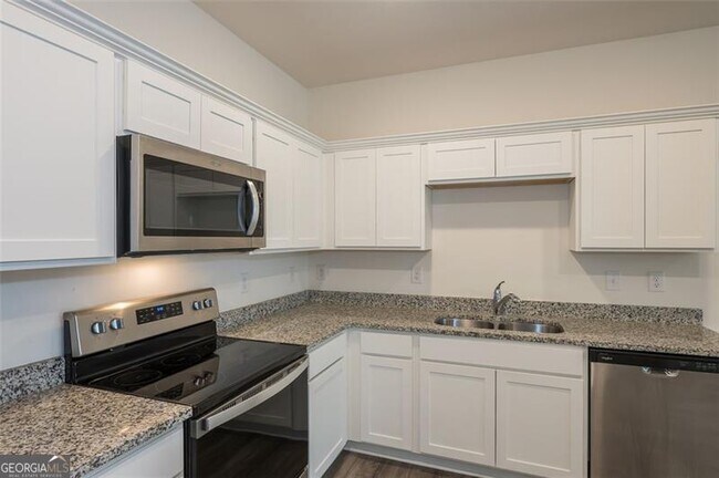 Building Photo - 2688 Toucan Wy