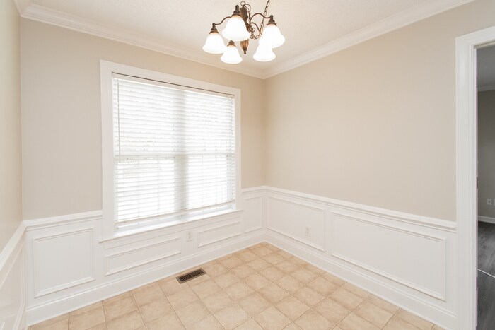 Building Photo - 220 Turtle Creek Dr
