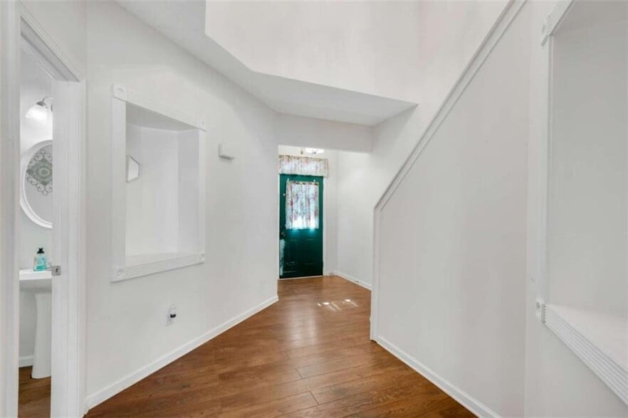 Building Photo - 4359 Annlette Dr