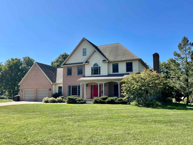 Building Photo - 1895 Highbank Dr