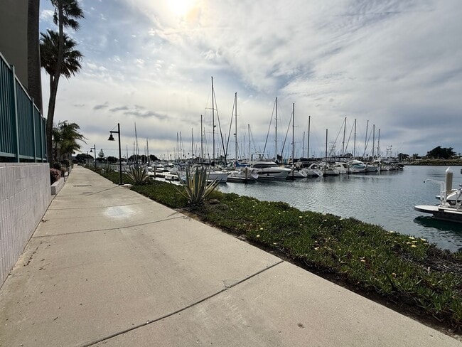 Building Photo - Resort Living year-round! Channel Island Marina Views