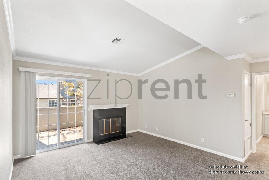 Building Photo - 600 Canyon Oaks Dr