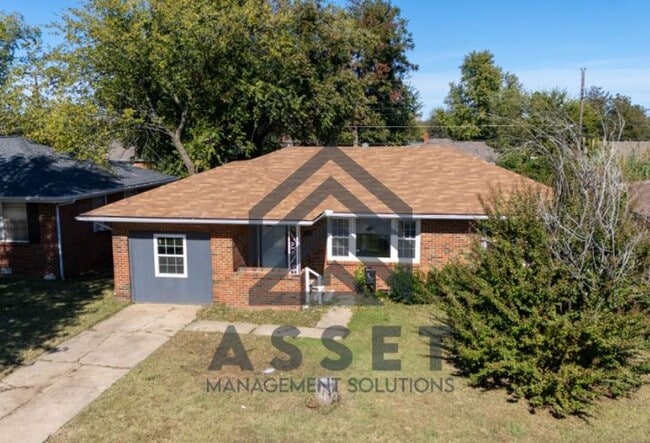 Building Photo - RENT TO OWN – WARR ACRES, OK