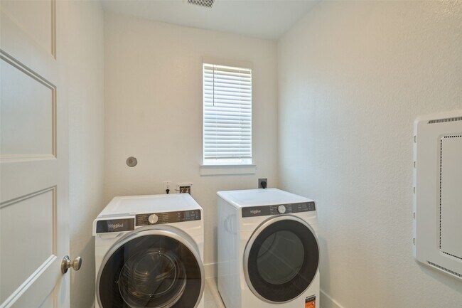 Building Photo - 20730 Open Range Ct