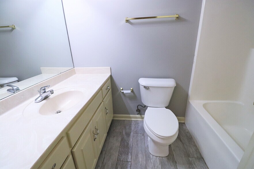 Building Photo - 56 Timberwood Dr