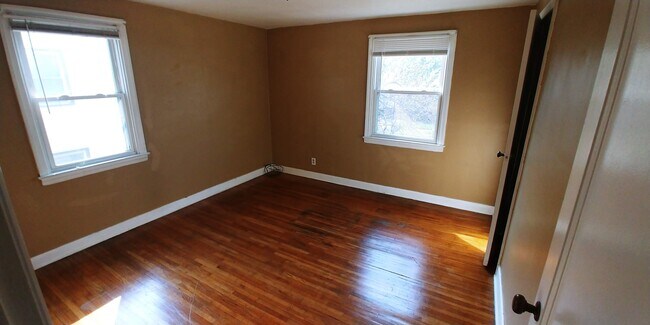 Bedroom - 73 Virginia Rd