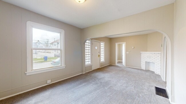 Building Photo - Brooklyn Centre Area - 3 Bedroom - Single ...