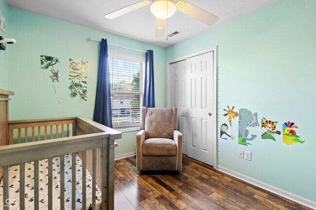 Building Photo - 7913 Meadow Bend Ln