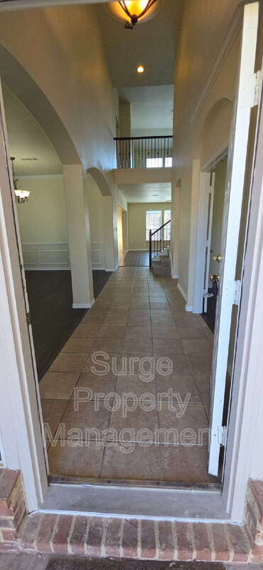 Building Photo - 312 Dover Heights Trail