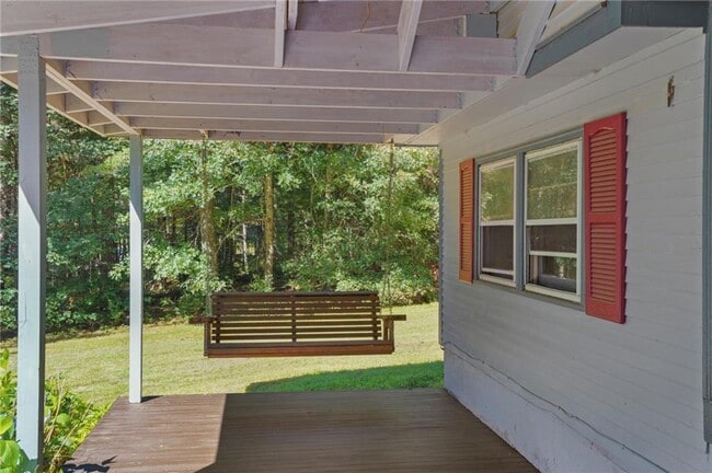 Building Photo - 125 Lewis Farm Rd