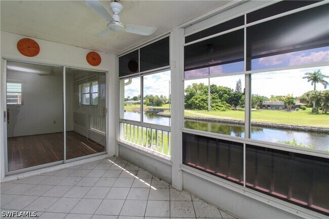 Building Photo - 300 Valley Stream Dr