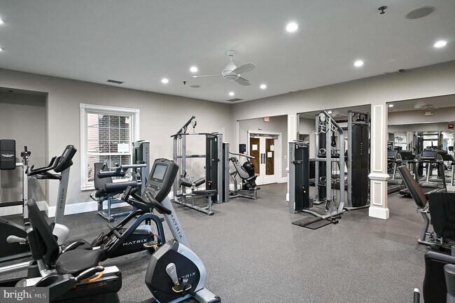 Building Photo - 1570 Spring Gate Dr.