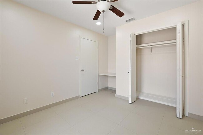 Building Photo - 3001 Ashley Pl