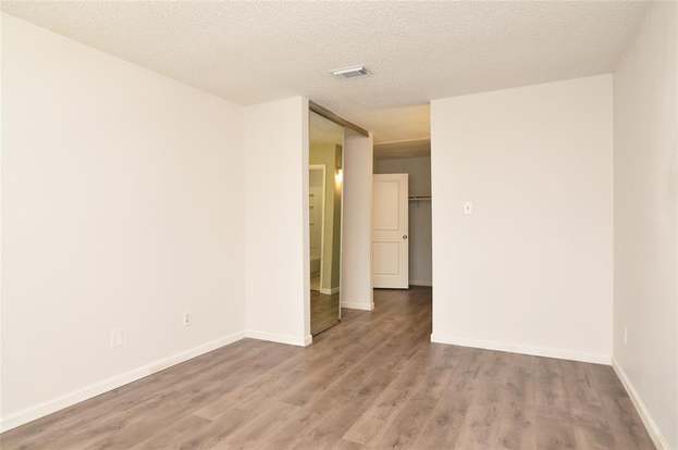 Building Photo - 6261 Ludington Dr