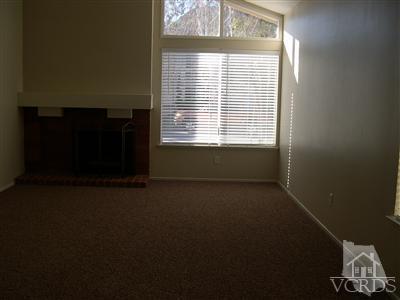 Building Photo - Stunning Newbury Park Home