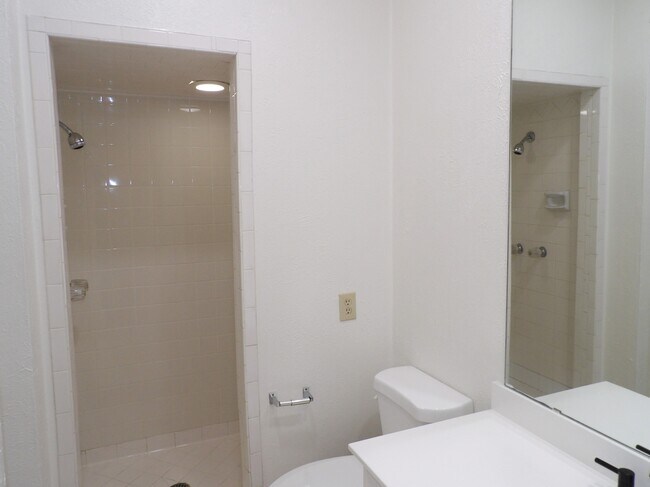 Building Photo - 3909 Rawlins St