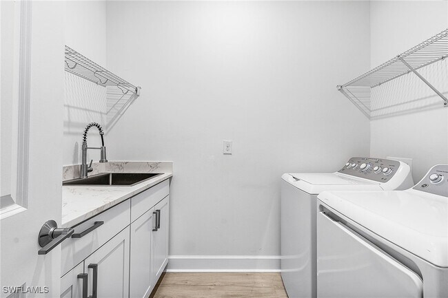 Building Photo - 15637 Gavello St