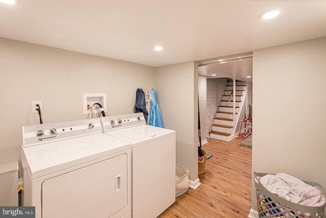 Building Photo - 613 Taney Terrace